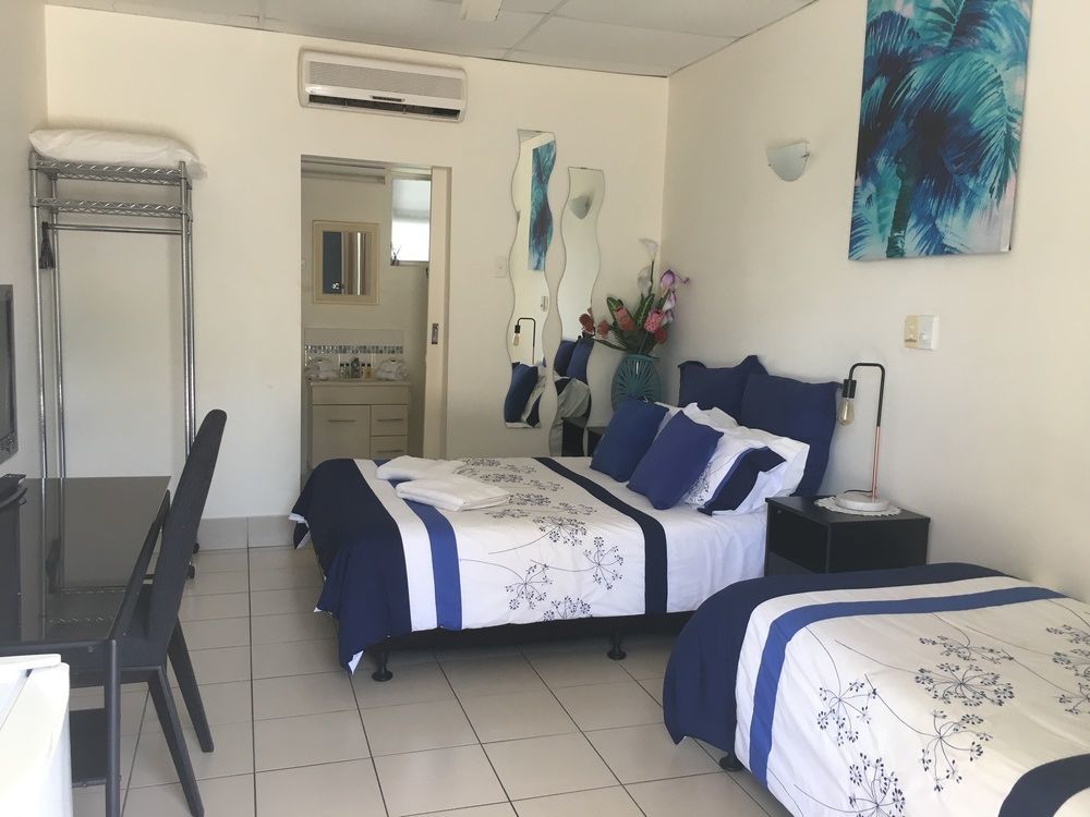 إينيسفيل Black Marlin Motel المظهر الخارجي الصورة
